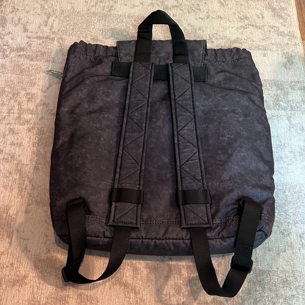 Lululemon Carry Onward Rucksack Backpack NWOT - Picture 15 of 15
